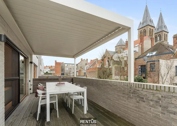 85 - Stylish For 6 In A Car-free Domain In Appartement Oostende