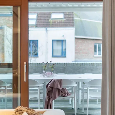 85 - Stylish For 6 In A Car-free Domain In Apartman *